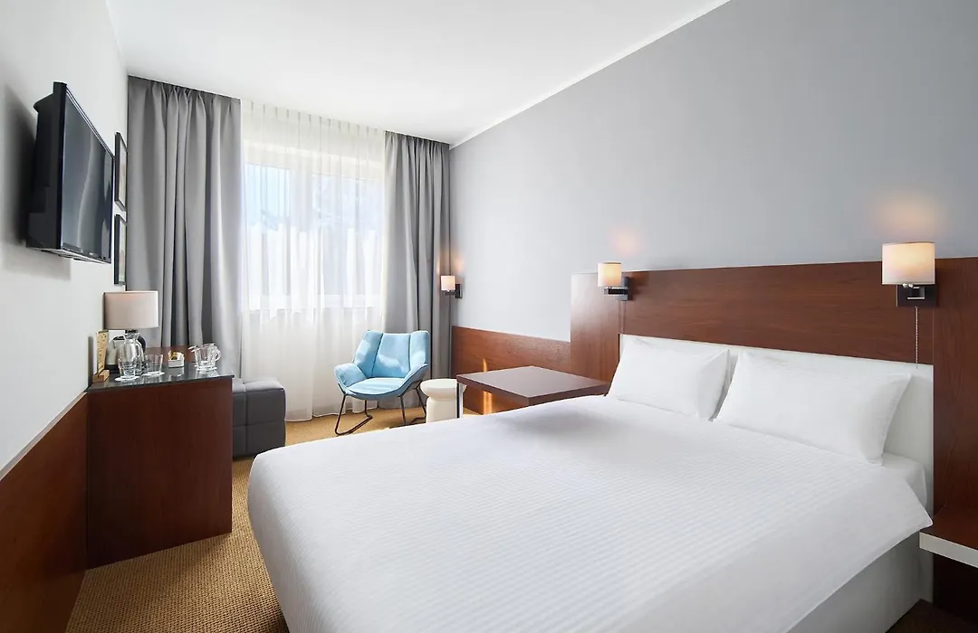 Desilva Inn Katowice Airport-1